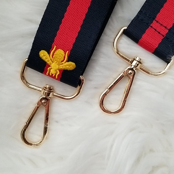 Red Navy Blue Striped Bee Web Crossbody Strap - Picture 3 of 4